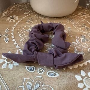 lululemon athletica Mauve Hair Scrunchie